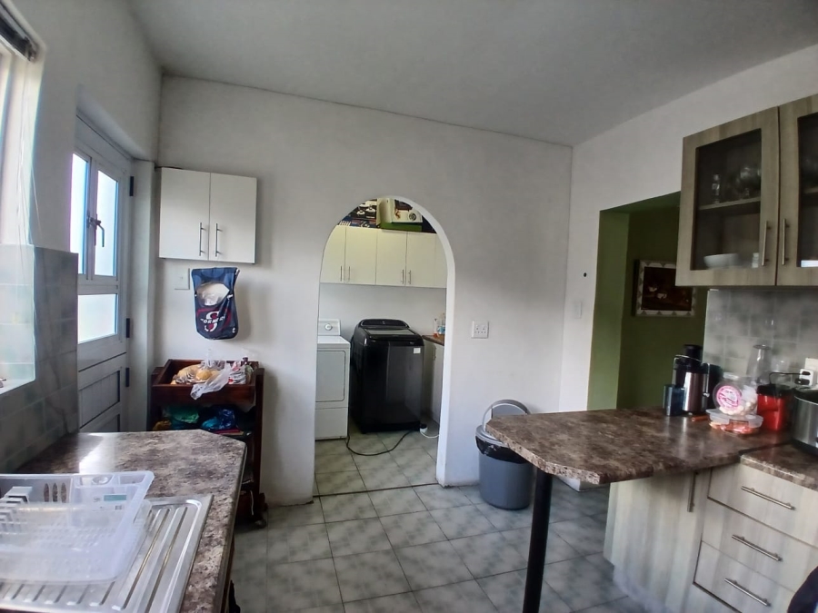 4 Bedroom Property for Sale in Devon Park Western Cape